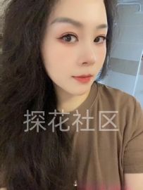 一线天少妇